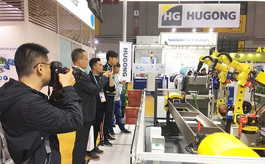 第二届进博会浙江日报拍摄MG不朽情缘意大利CEA展位 第二届进博会浙江日报拍摄MG不朽情缘意大利CEA展位